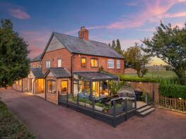 2, Earnslow Grange Cottage, Whitegate Lane, Northwich CW8 2AX