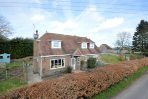 Holmleigh, Whatsole Street, Ashford TN25 5JN