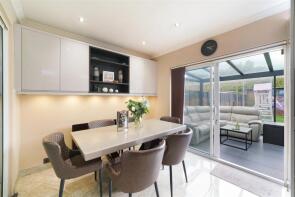 87, Tavistock Avenue, Greenford UB6 8AN
