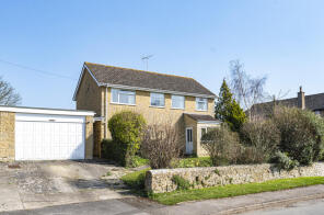 Roseland, Road Through Great Coxwell, Great Coxwell, Faringdon SN7 7LZ