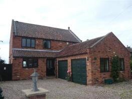 Pantiles, Roe Lane, Birkin, Knottingley WF11 9LR