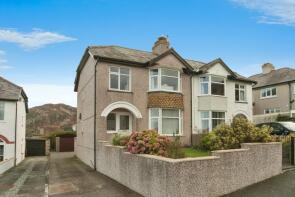 31, Gogarth Avenue, Dwygyfylchi, Penmaenmawr LL34 6PY