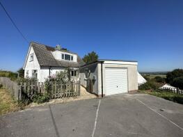 5, Charlton Hill, Westbury BA13 4PL