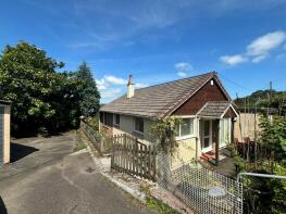 1, Little Meadow, Chilsworthy PL18 9PB