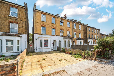 Croydon Road, London