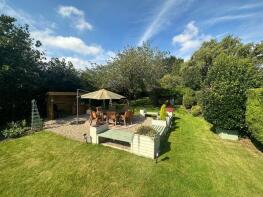 Bumble Bee Cottage, Barkwith Road, Market Rasen LN8 6NN