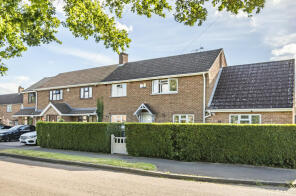 15, Broomfields, Bishop's Stortford CM22 7EJ