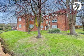 Flat 4, Robina Court, London Road, Swanley BR8 8DS
