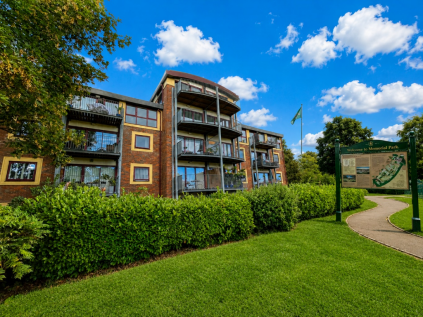 Waterhouse Gardens, 30 West Hill Road, Luton, Bedfordshire, LU1 3LY