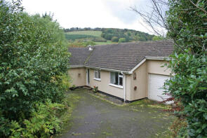 Parkhead, Combecross Hill, Taunton TA4 4JE