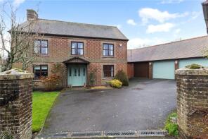 2, King Alfred Close, Pewsey SN9 5AY