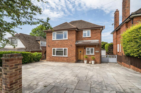 Highfield Close, Aldershot, Hampshire, GU11