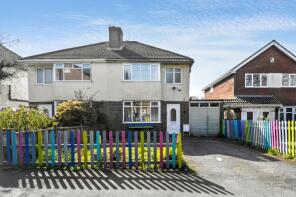 26, Hall End Lane, Wolverhampton WV6 7BL