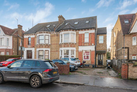 Bensham Manor Road, Thornton Heath, CR7