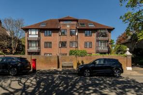 Flat 4, 10 Rannoch House, Lindisfarne Road, Newcastle Upon Tyne NE2 2HE