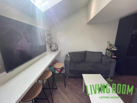Lounge 1