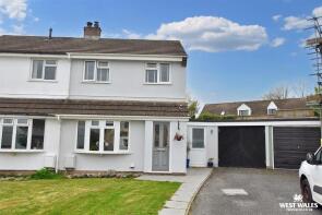 10, Hop Gardens Road, Sageston, Tenby SA70 8SF