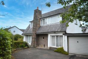 Cherry Trees, Glen Road, Larbert FK5 4SN