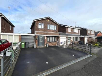 Gainsborough Drive , Bedworth