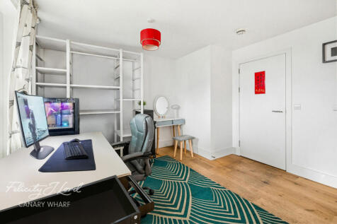 Holystone Court, Tiller Road, London E14
