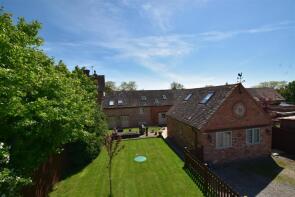 Cobblestone Barn, Westall Court, Alcester Road To Mile Post Lane, Redditch B96 6JY