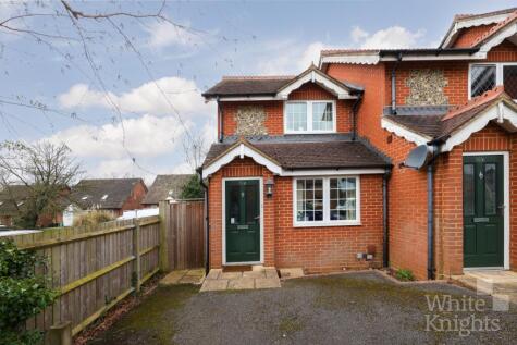 Beaconsfield Way, Earley, Reading, Berkshire, RG6 5UX