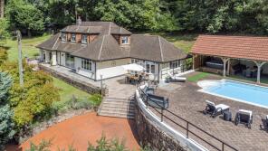 Hazelgrove, Trellech Road, Chepstow NP16 6SN