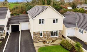 22, Well Meadow, Egloskerry, Launceston PL15 8SS