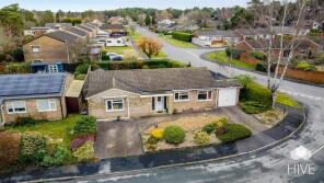 2, Rowan Close, Ringwood BH24 2RE