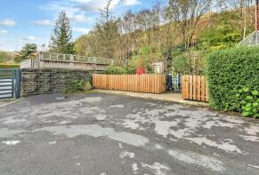 10, Ingle Dene, Charlestown, Hebden Bridge HX7 6PQ