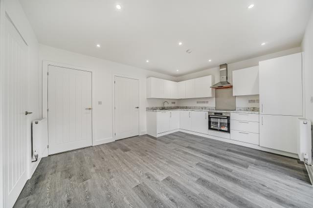 Kitchen/Dining Area