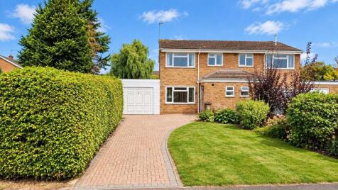 Manor Road, Earls Barton, Northamptonshire NN6