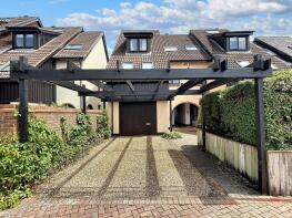 20, Astra Court, Hythe Marina Village, Hythe SO45 6DZ