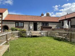 3, Welborn Court, Main Street, Flixton, Scarborough YO11 3XA