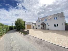 Kamberg House, Sandy Lane, Cowbridge CF71 7SY