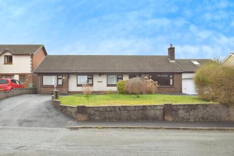 School Road, Llangain, Carmarthen, SA33
