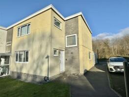 24, Maesceiro, Bow Street SY24 5BG