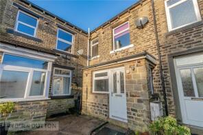 5, St Georges Square, Outlane, Huddersfield HD3 3YS