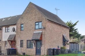 32, Herongate, Shoeburyness, Southend-on-sea SS3 9SJ