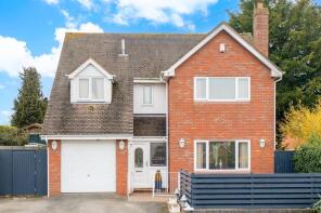 Hurst Lodge, The Hurst, Kidderminster DY14 8EG