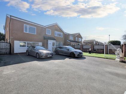 Henthorn Road, Clitheroe, Lancashire, BB7 2QF
