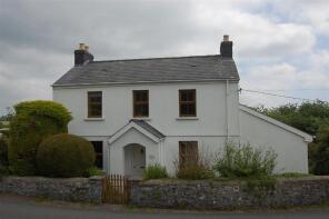 White Cottage, C2145 From Milo To Junc A476, Milo, Ammanford SA18 3NX