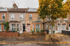 77, Turner Road, London E17 3JG