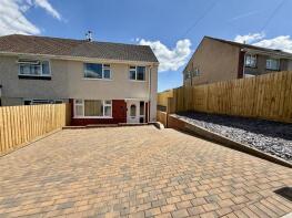 55, Maesgwyn, Cwmdare, Aberdare CF44 8TL