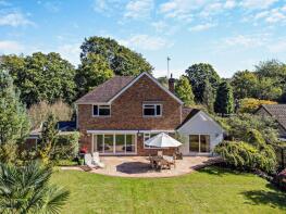 Stroudley, Lower Station Road, Lewes BN8 4HU