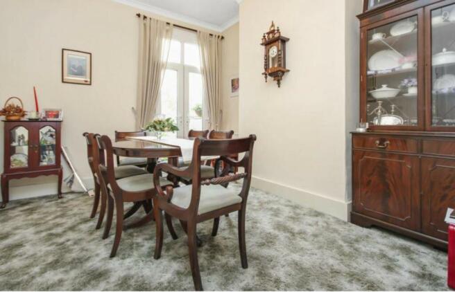 Dining Room.JPG