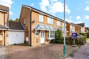 31, Kershaw Close, Hornchurch RM11 1SW