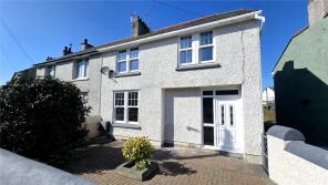 26, Gwelfor Avenue, Holyhead LL65 1AT