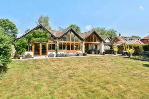 Ellesmere, Beech Lane, Woodcote, Reading RG8 0PY