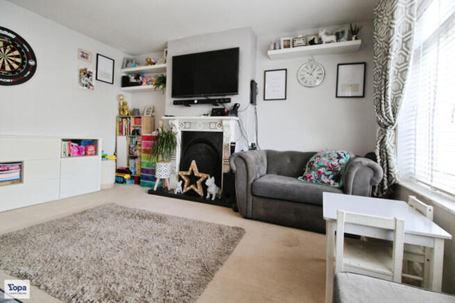 Photo 3